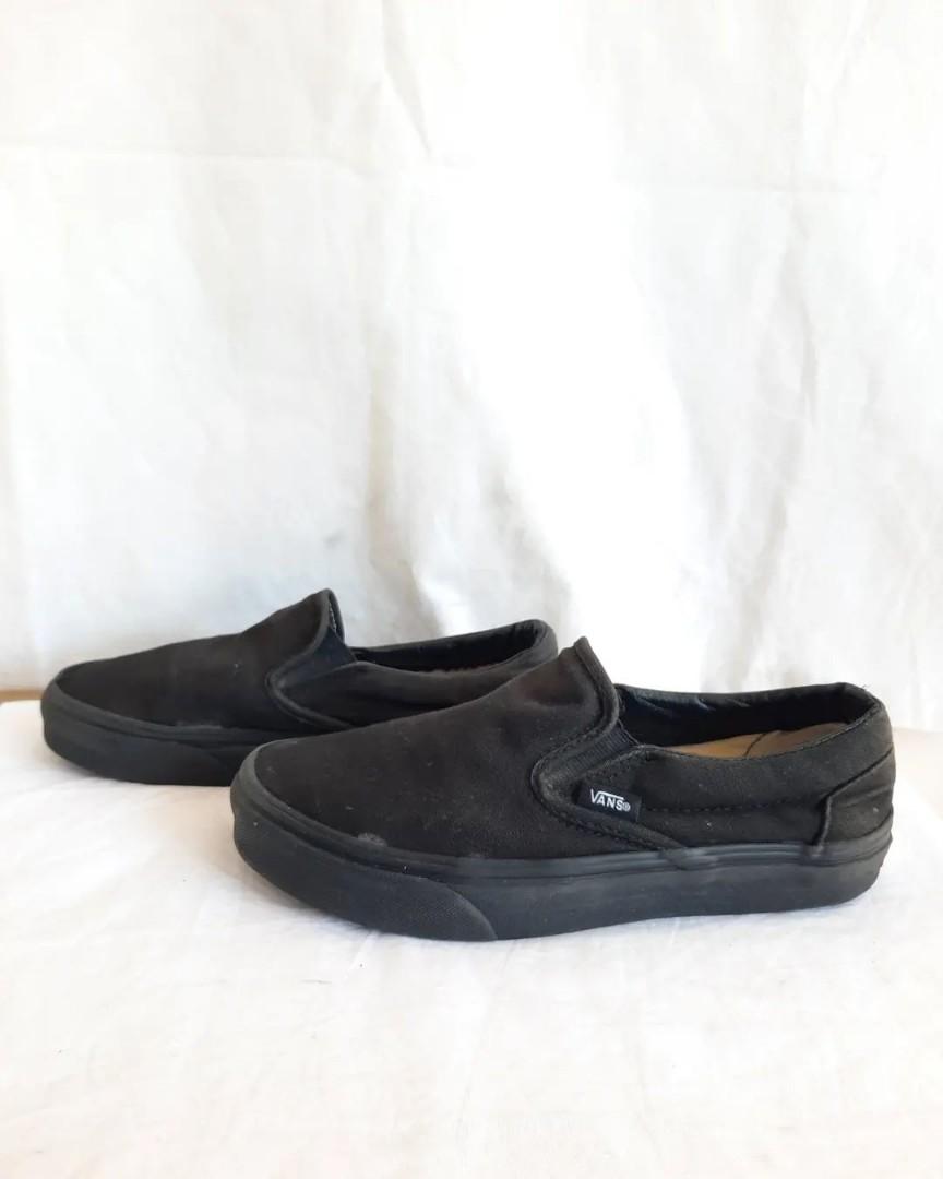 vans slip on plain