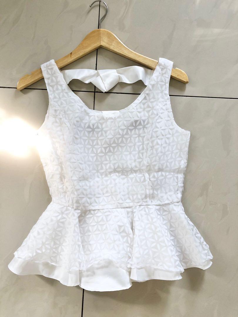 White Peplum Top wanita preloved 