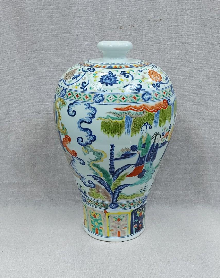 五彩人物梅瓶 367號 興趣及遊戲 收藏品及紀念品 古董收藏 Carousell