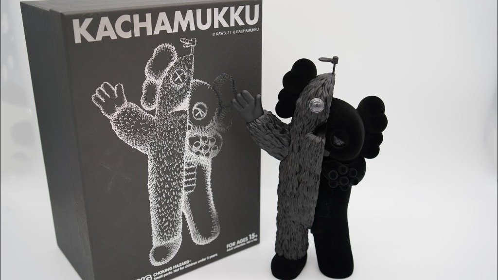 全新未開封KAWS KACHAMUKKU Vinyl Figure Black, 興趣及遊戲, 玩具 遊戲類- Carousell