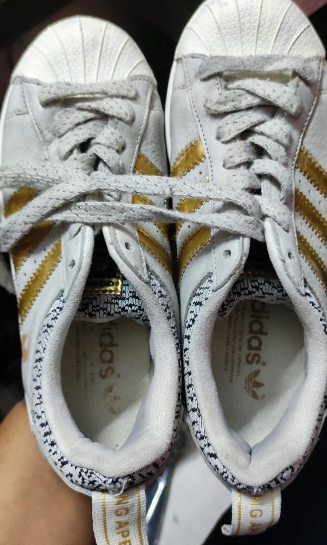 Adidas superstar deals all white 3.5