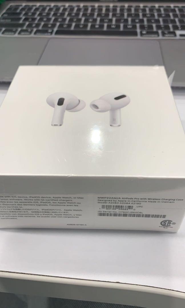 airpods pro with wireless charging case model a2083 a2084 a2190, Telepon  Seluler \u0026 Tablet, Aksesoris Tablet \u0026 Handphone, Aksesoris Ponsel di  Carousell