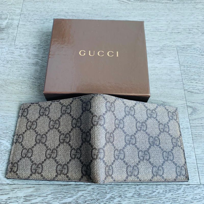 Authentic Gucci Men Wallet, Luxury, Bags & Wallets on Carousell