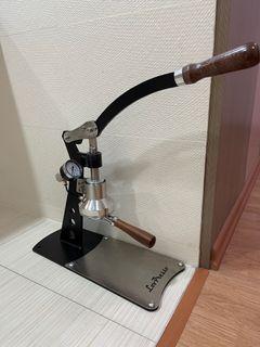 Bespoke lever espresso machine