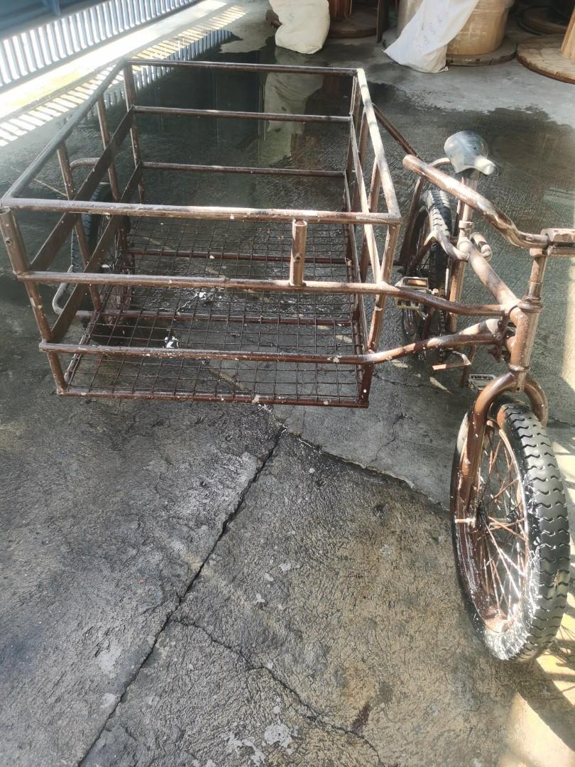 Bike with sidecar (Category: Bicycles) located in Angeles City. Submitted by stormboston (Listing ID 1160173083, Image 1). Description: Heavy duty frame with pedal brake. Heavy duty tire for carrying heavy load.