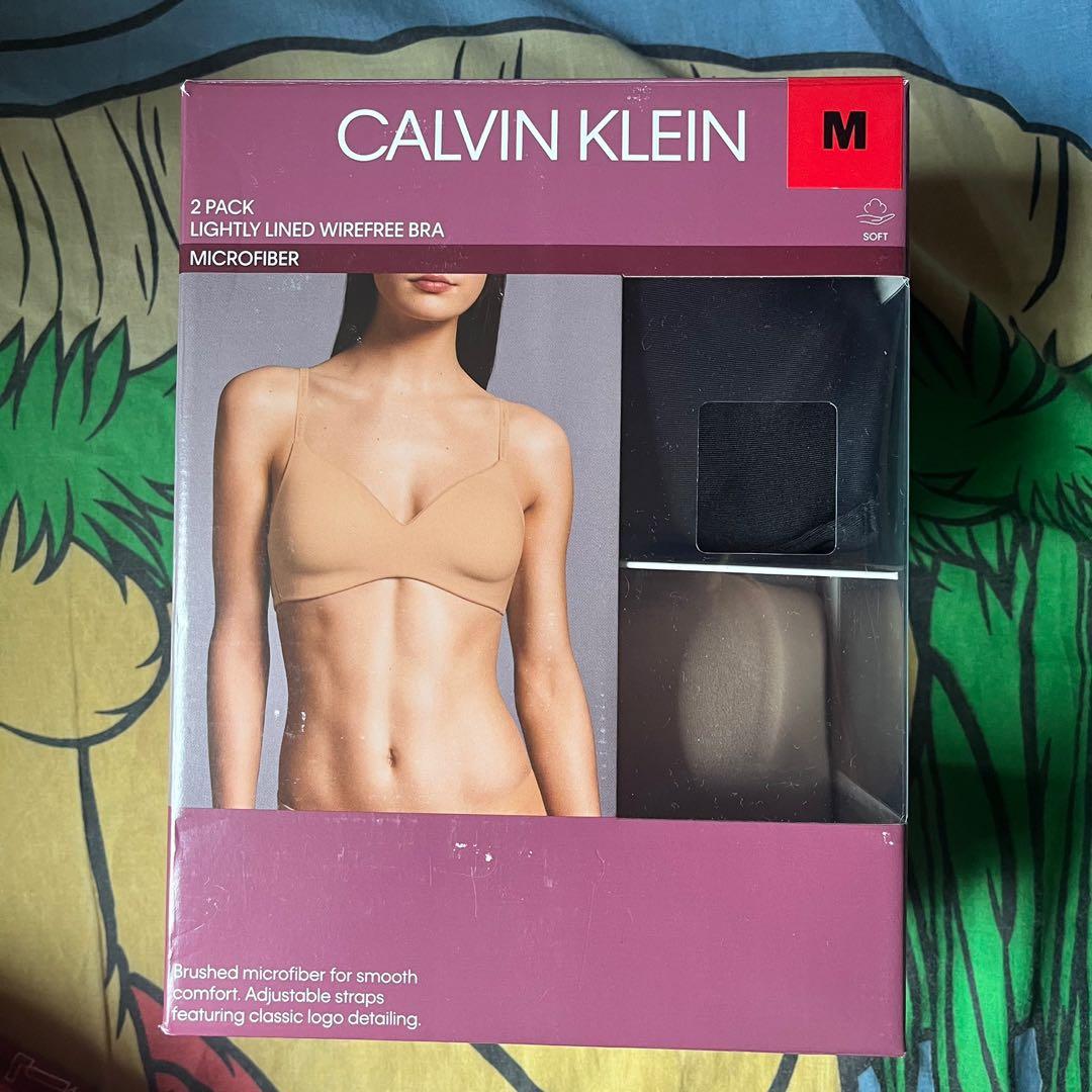 Calvin Klein Lightly Lined Wirefree Bra (M size), 女裝, 上衣, 其他上衣- Carousell