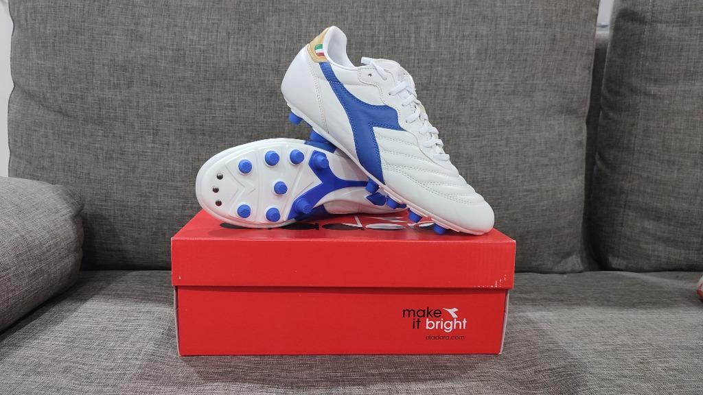 V7 diadora sales