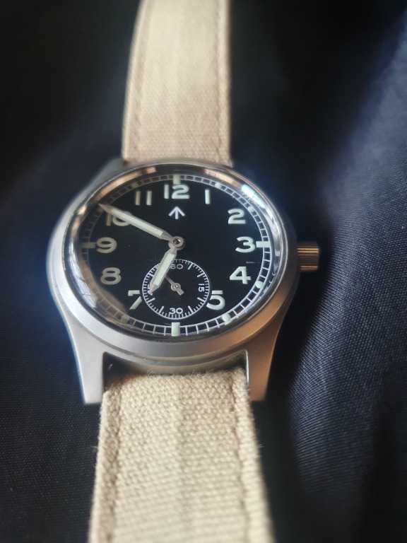 Mwc dirty clearance dozen watch