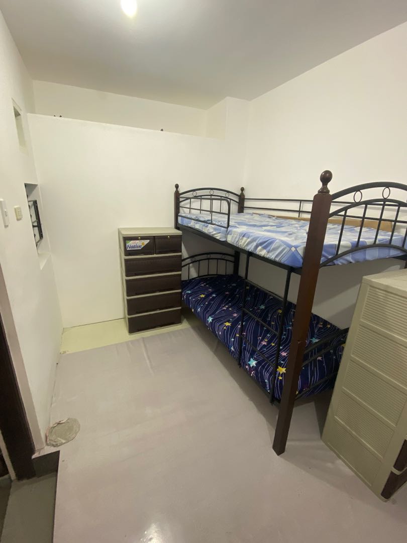 Female / lady bedspacer, Property, Rentals, Room Rentals on Carousell