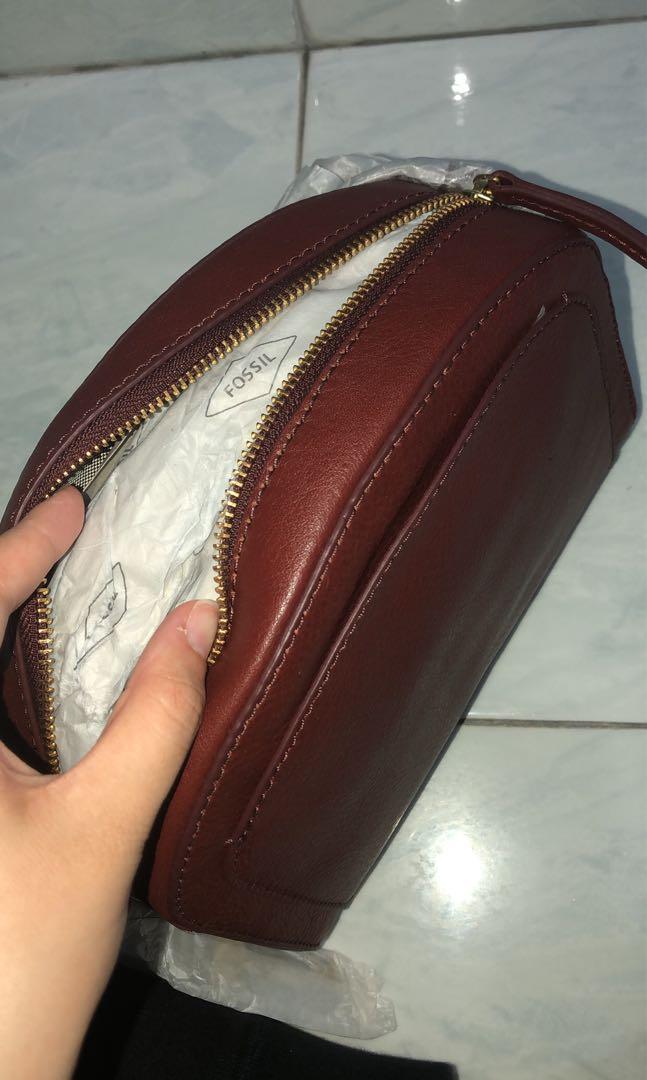Chelsea top crossbody fossil