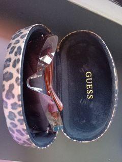 Guess Branded Sunglass 😎