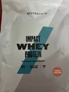 MyProtein Impact Whey Protein - Ruby Chocolate Flavour (1kg 
