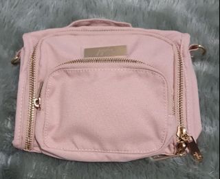 (Kategori: ) berada di . Dikirim oleh 888___ (ID iklan 1160284972, Gambar 1). Deskripsi: .