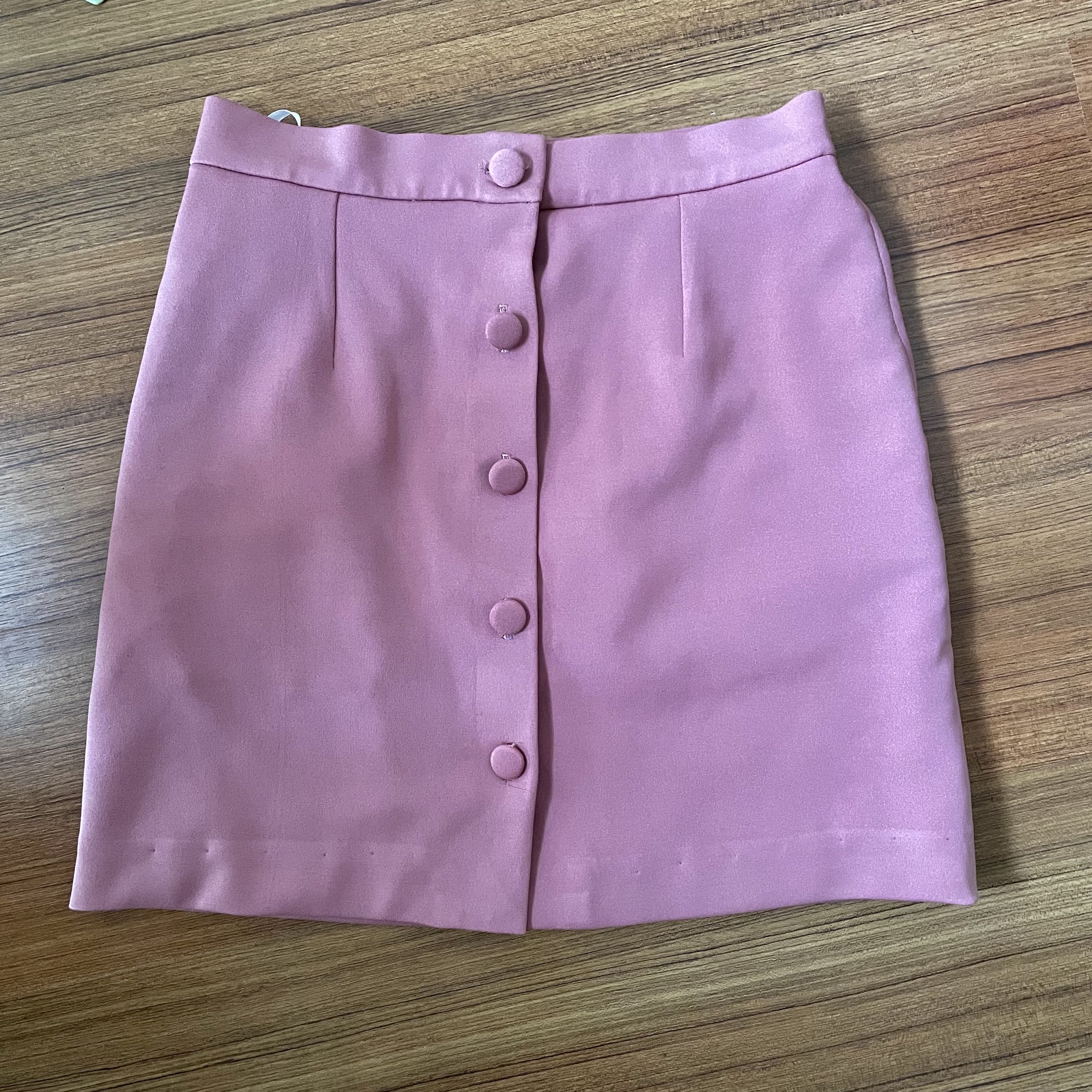 pink mini skirt