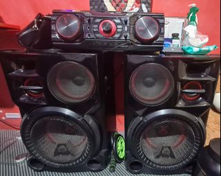 (Category: ) located in . Submitted by QPiezz (Listing ID 1160114969, Image 1). Description: .