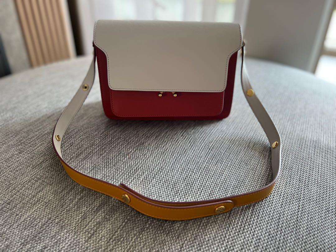 Like New MARNI TRUNK SHOULDER BAG IN THE PERFECT COLOUR COMBI