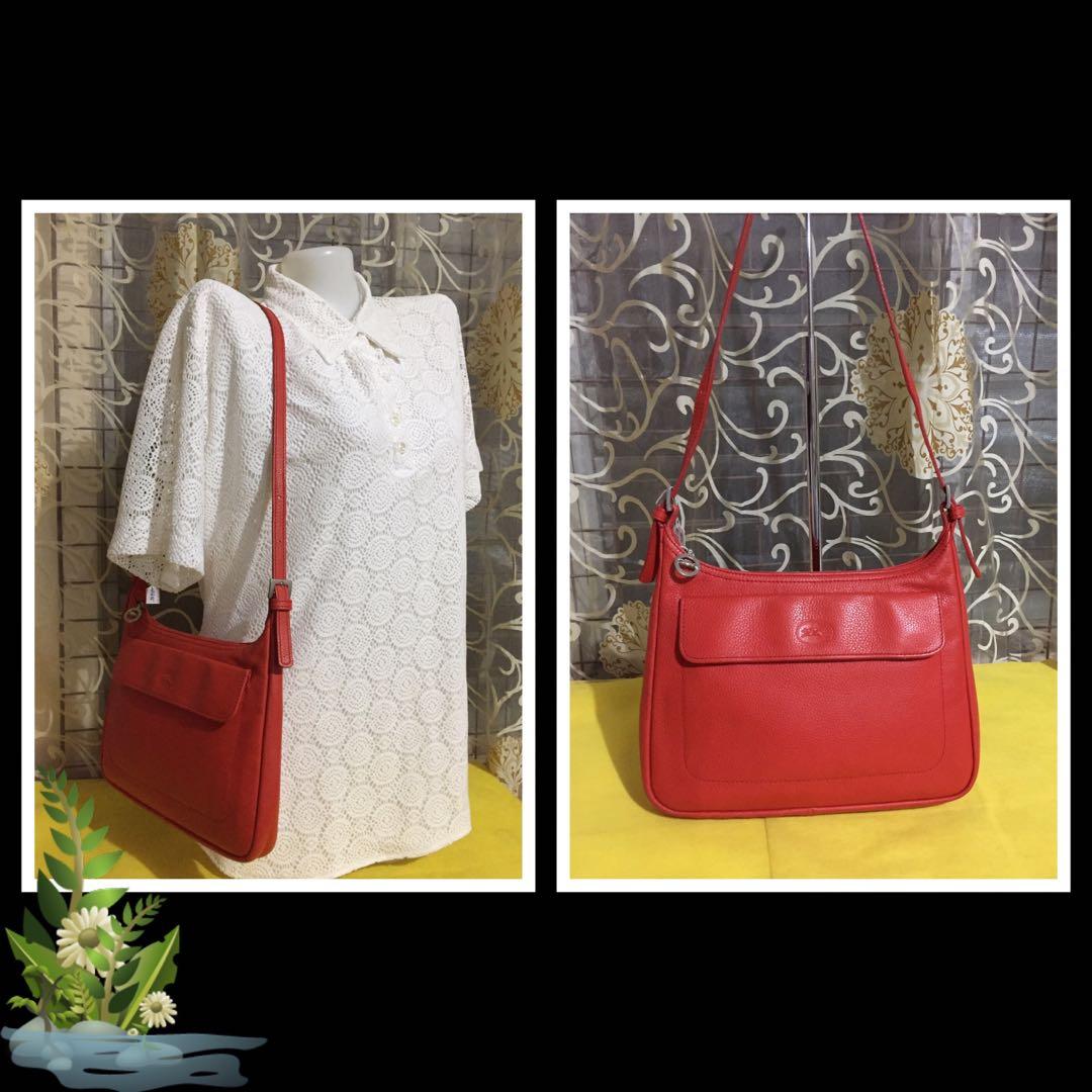 Longchamp Authentic Preloved (Category: Shoulder Bags) located in Lubao. Submitted by vidap (Listing ID 1160248311, Image 2). Description: Longchamp Shoulder Bag Genuine Leather Authentic Preloved Source: Japan .
