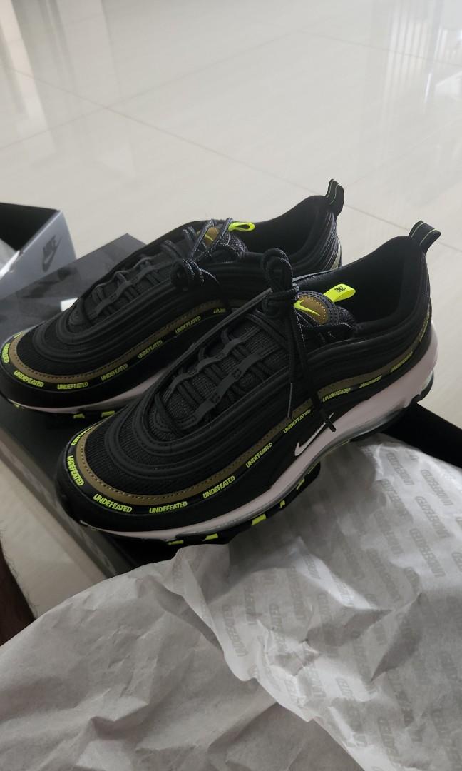 Nike air cheap 18 black volt