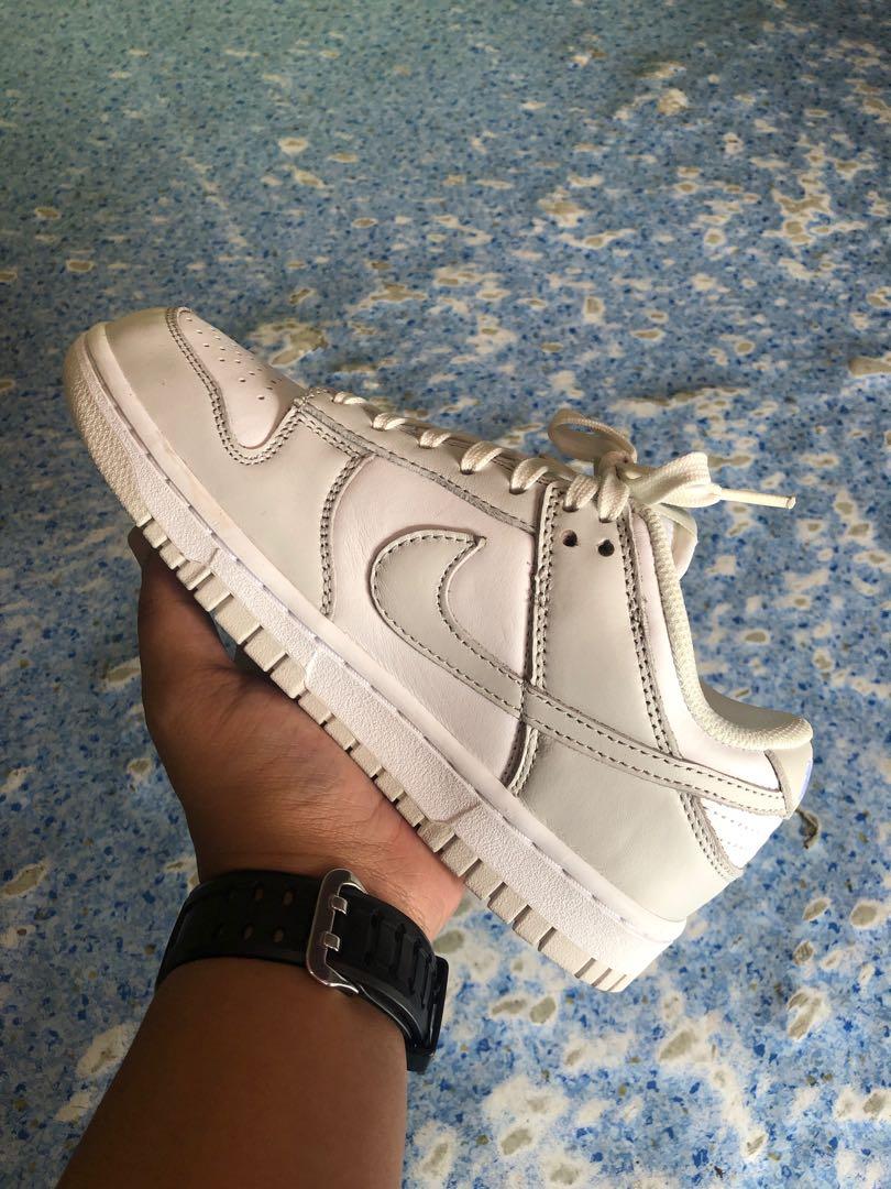 Nike Wmns Dunk Low SB 'Photon Dust'(23.5 cm), Women's Fashion, Footwear,  Sneakers on Carousell