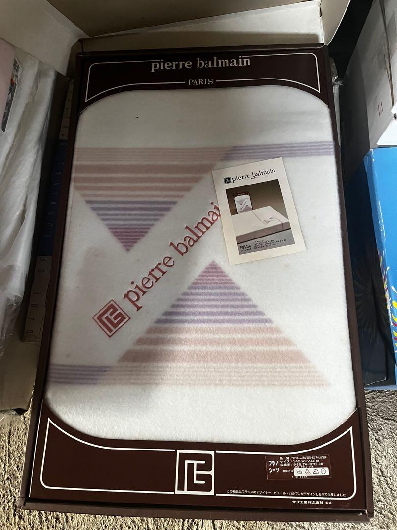 Pierre Balmain Bed Cover, Furniture & Home Living, Home Improvement