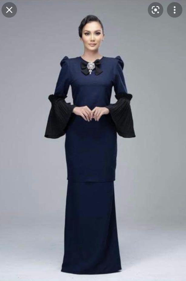 Rizman Ruzaini navy blue Aaisya, Women's Fashion, Muslimah Fashion ...
