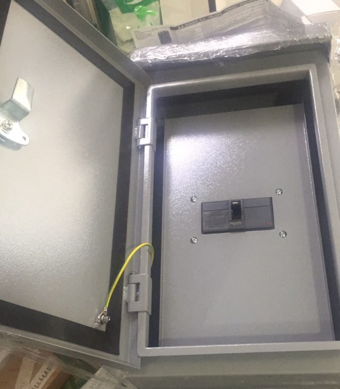 Schneider Circuit Breaker MCCB NEMA 3R Electrical Panel Board