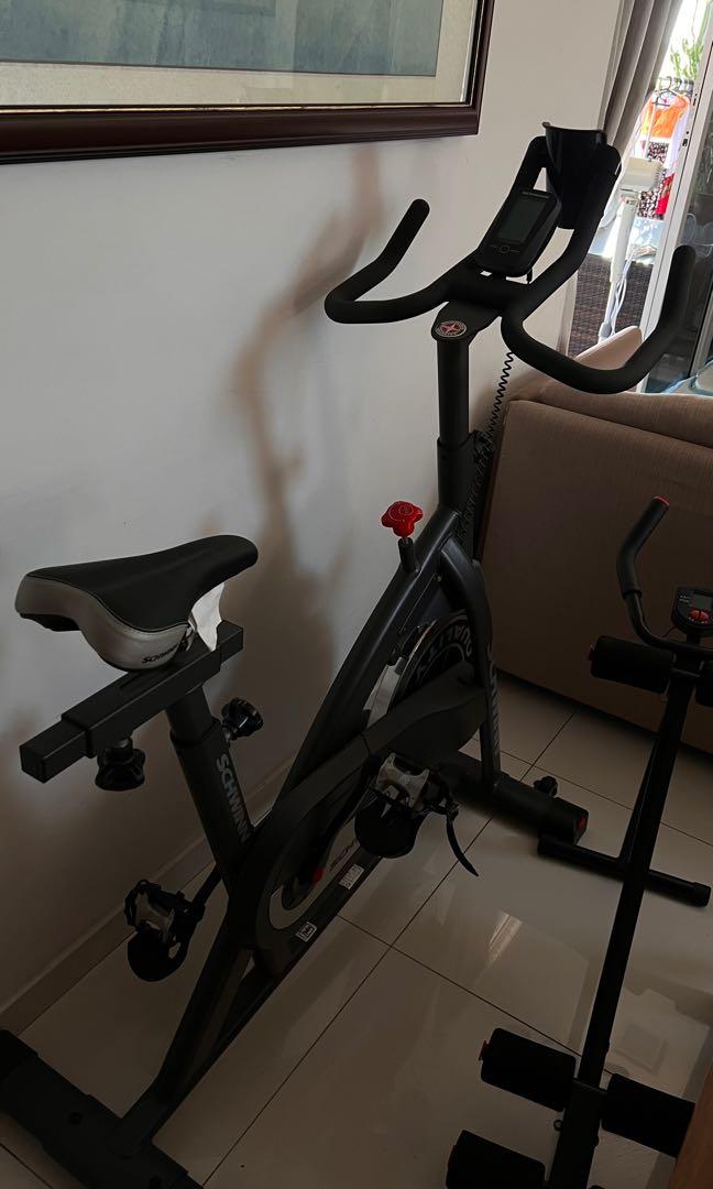 Schwinn ic2i sales indoor spin bike