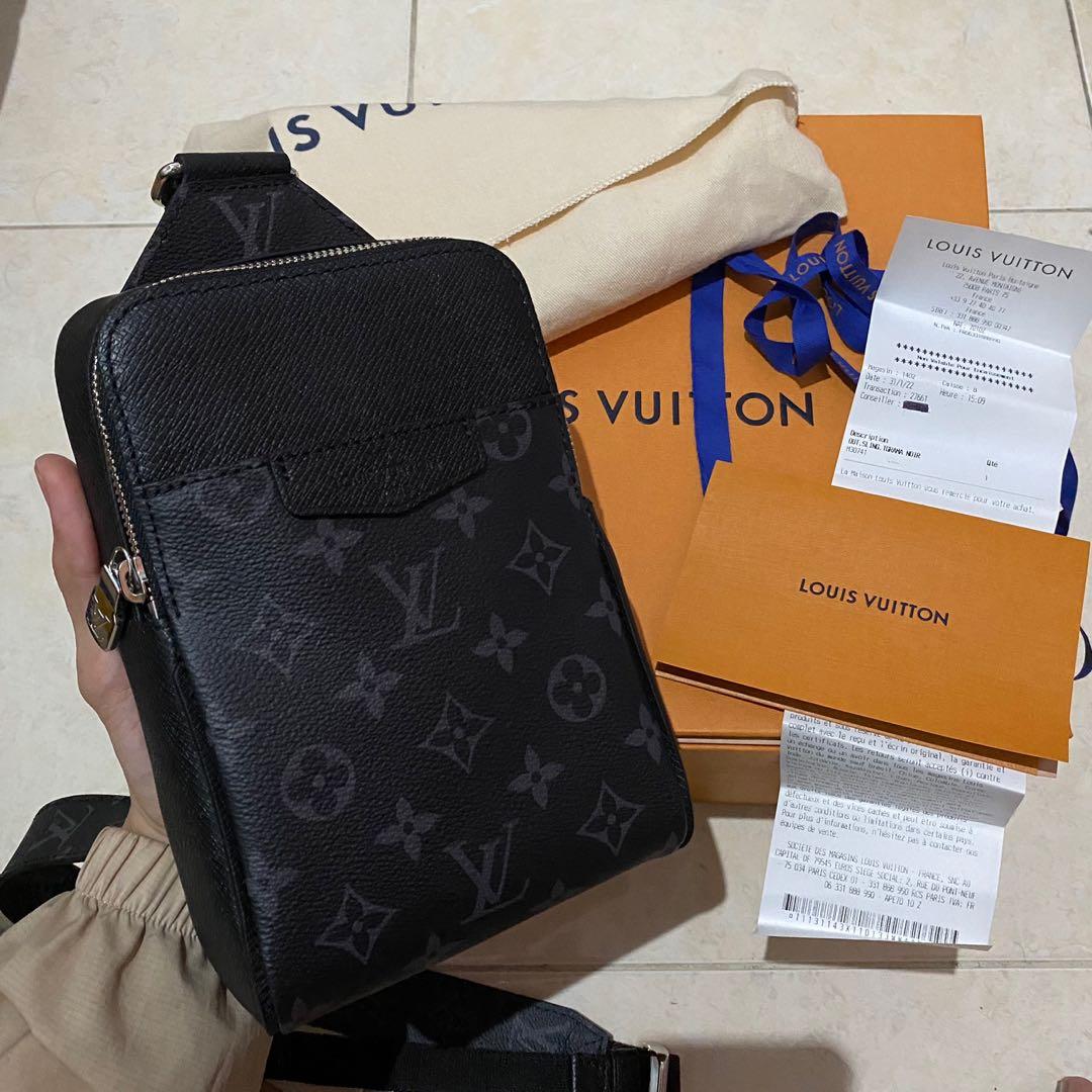 Louis Vuitton Outdoor slingbag (M30741)