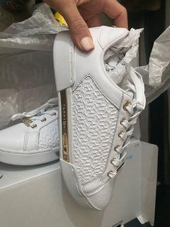 Tommy Hilfiger sneakers