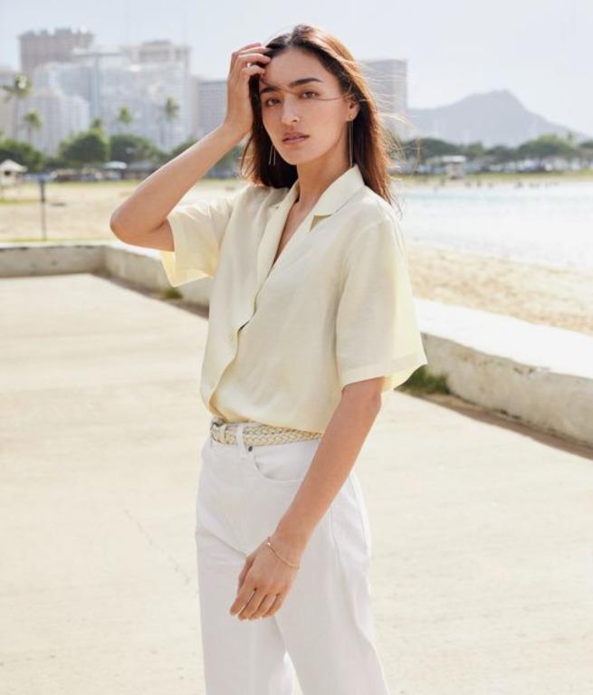 Uniqlo Linen Blend Open Collar Short Sleeve Shirt Off White Women S Fashion Tops Blouses On Carousell