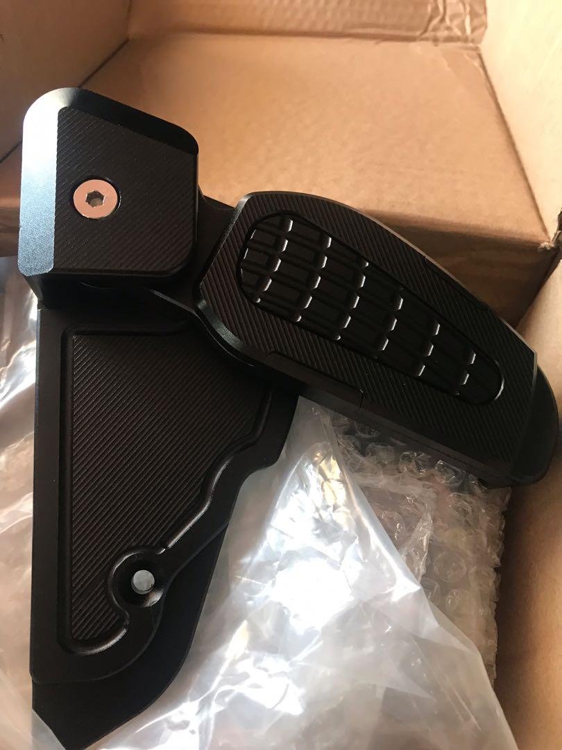 VESPA SPRINT/PRIMAVERA FOOT PEG, Motorbikes, Motorbike Parts & Accessories, Other Motorcycles