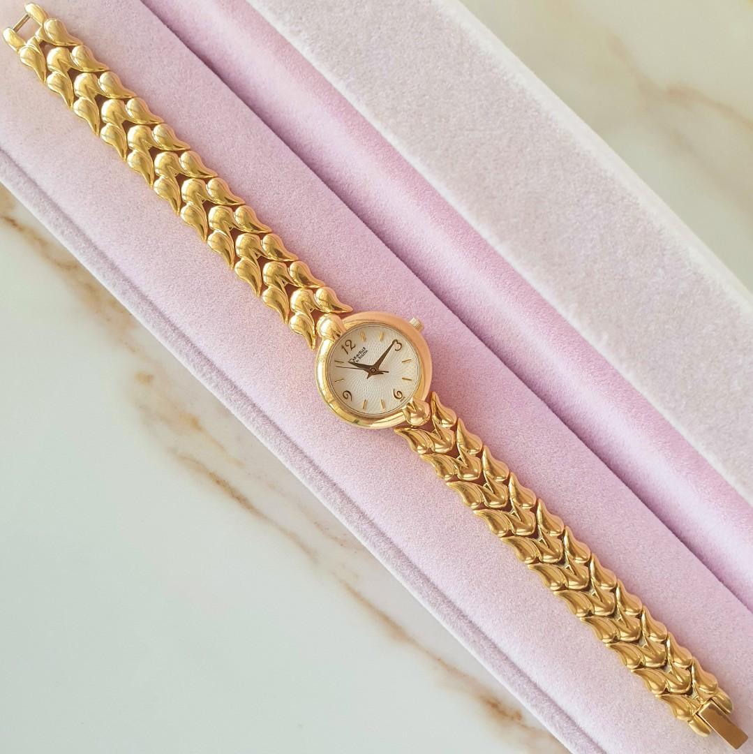 Caravelle watch shop vintage gold