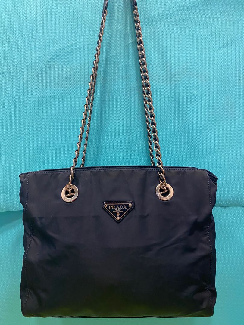 Vintage Prada shoulder bag, 女裝, 手袋及銀包, 單肩包 Carousell