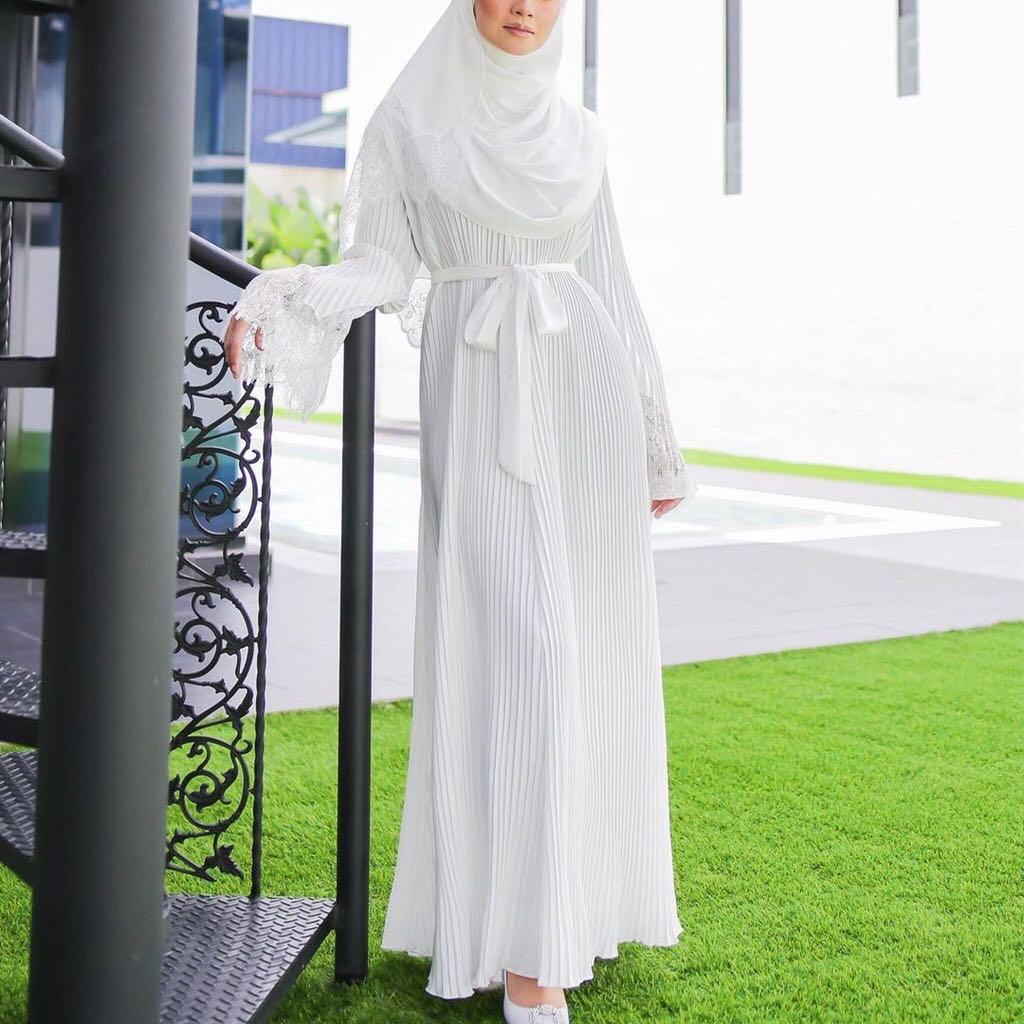 Pleated abaya deals uk