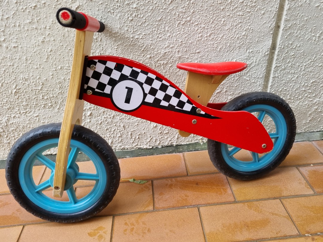 Wooden balance bike, Sports Equipment, Bicycles & Parts, Bicycles on