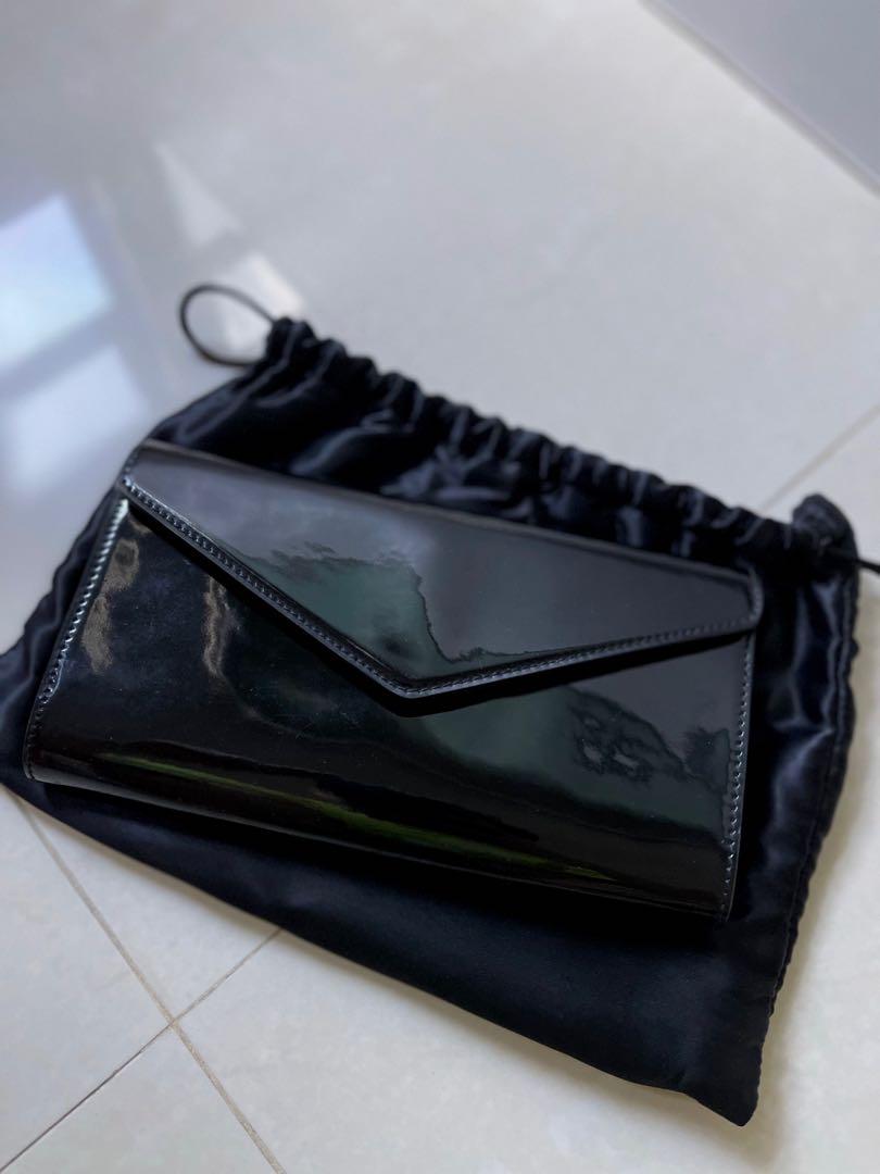 Black patent on sale leather envelope clutch