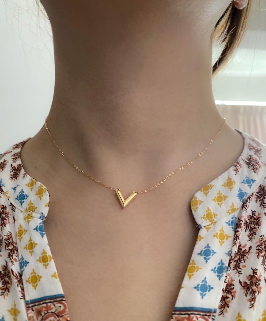 Gold v shaped necklace clearance