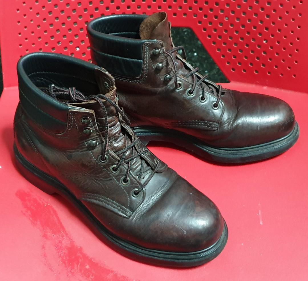 Red wing boots clearance toe cap