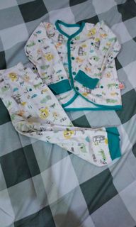 (Kategori: ) berada di . Dikirim oleh prelloved_stuff (ID iklan 1160414388, Gambar 1). Deskripsi: .