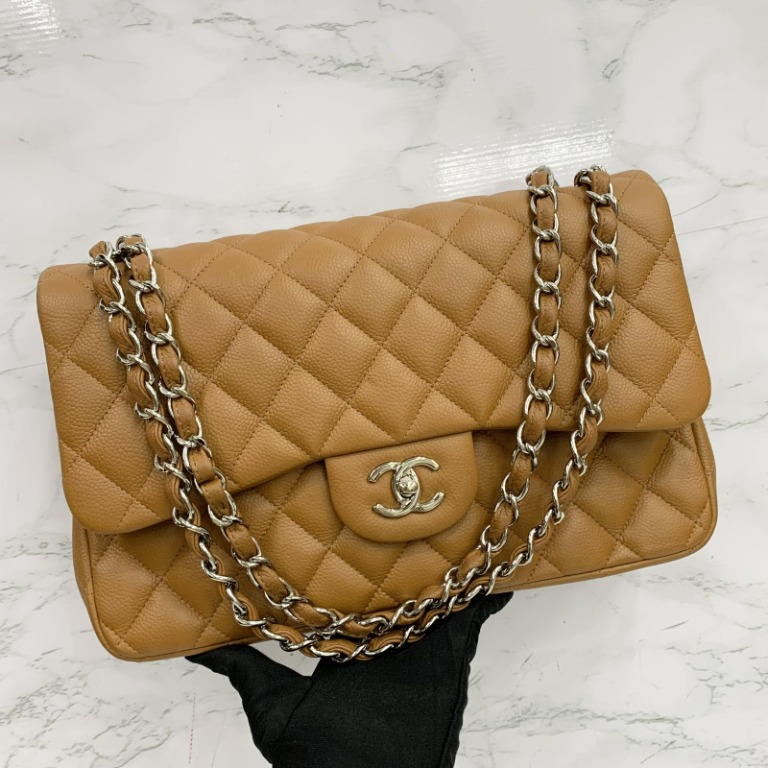 No Reserve Vintage Handbag Auction: Chanel, starts on 2/5/2016