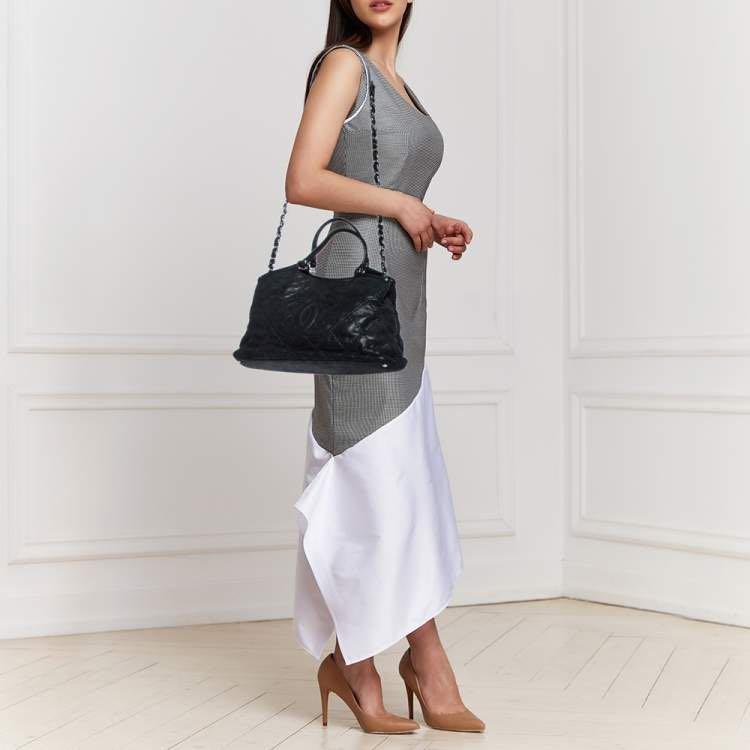 Chanel sea hit tote deals