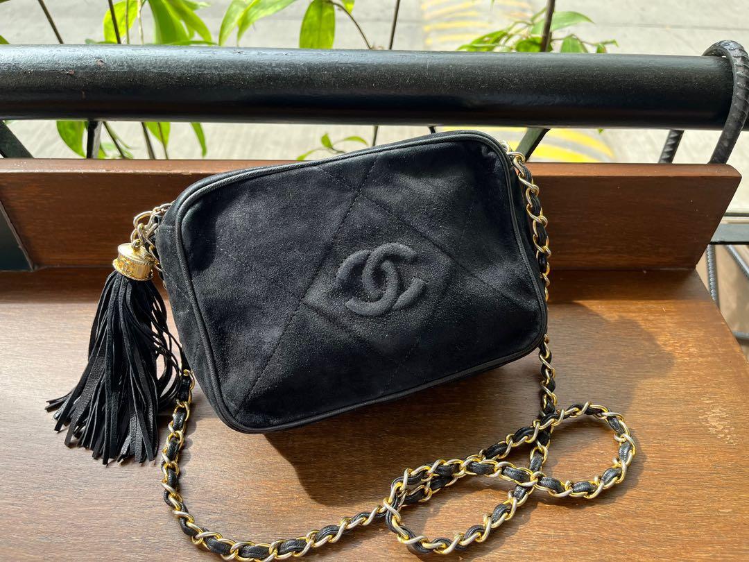 UnmatchedCrossbody bag Chanel Black in Suede - 23634088, chanel vintage cc  camera bag