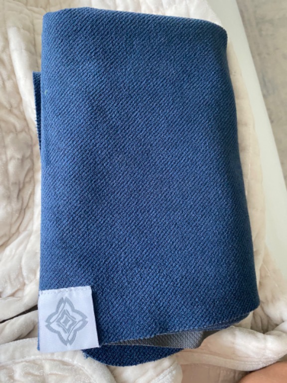 Decathlon yoga towel best sale