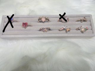 (Category: ) located in . Submitted by mi.ccessories (Listing ID 1114681548, Image 1). Description: .