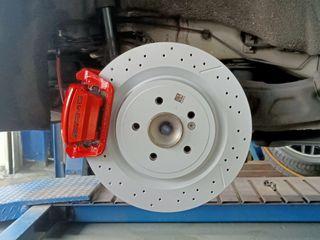 Genuine Mercedes A45 AMG Rear Brake kit For W176 , W177 , W117 , C118 , X156