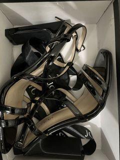 shoes with reinforced toes