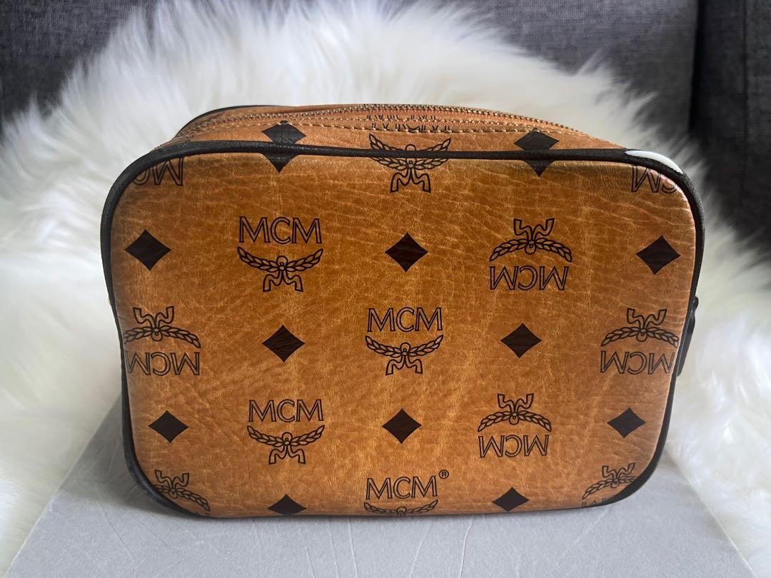 Mcm visetos original top slg crossbody bag cognac