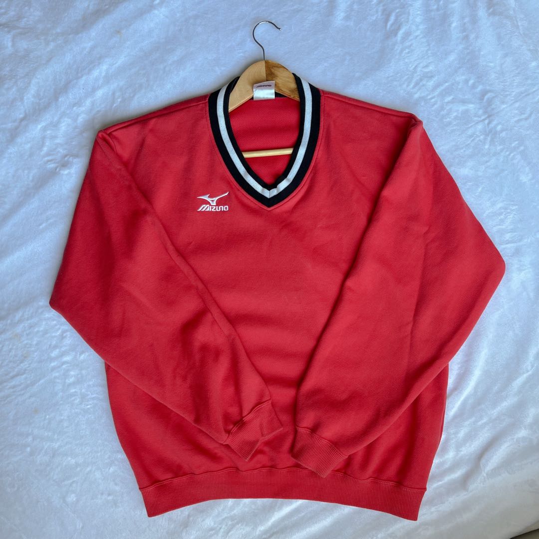Mizuno v neck sweater discount