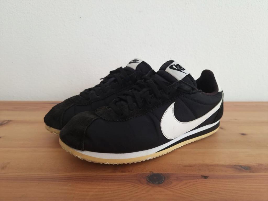 Nike cortez store basic black