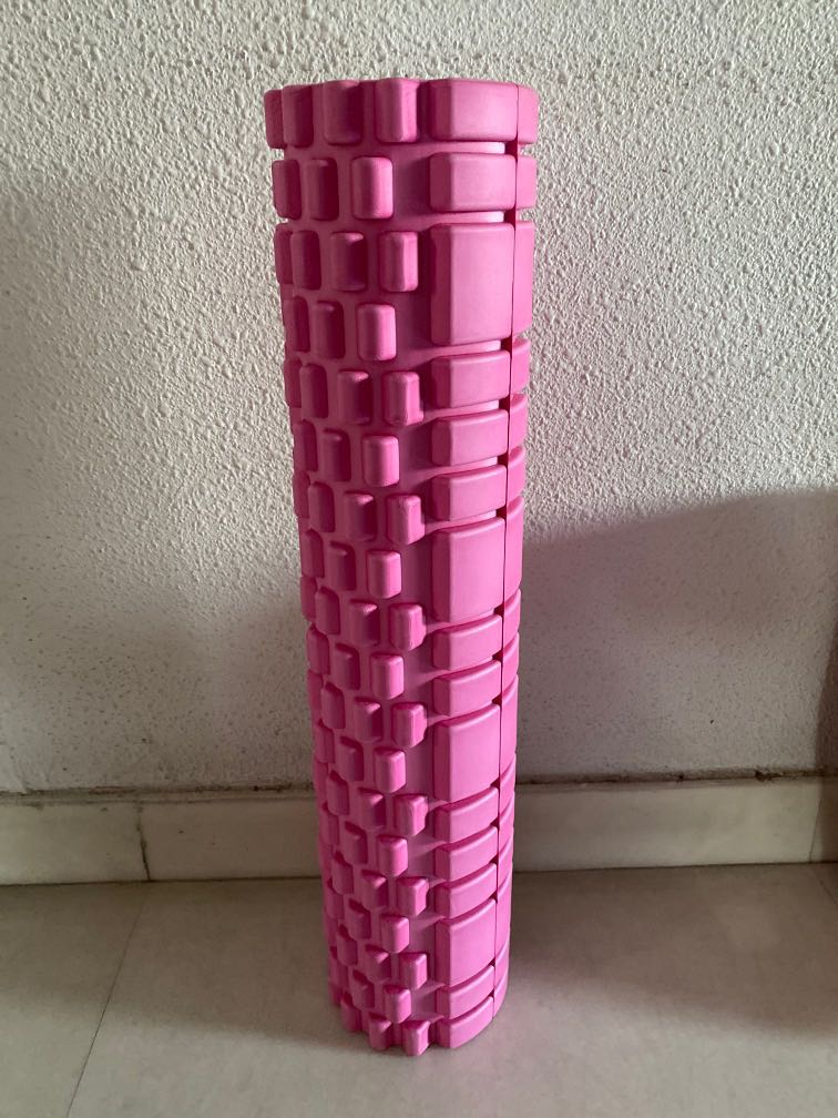 Pink foam roller, Sports Equipment, Exercise & Fitness, Toning